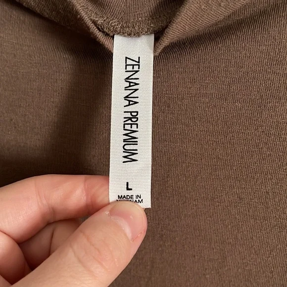 Hijabi essential turtleneck - Picture 2 of 2